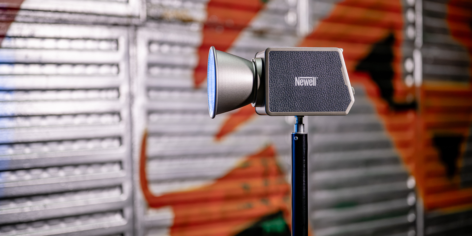 newell zora 60 rgb