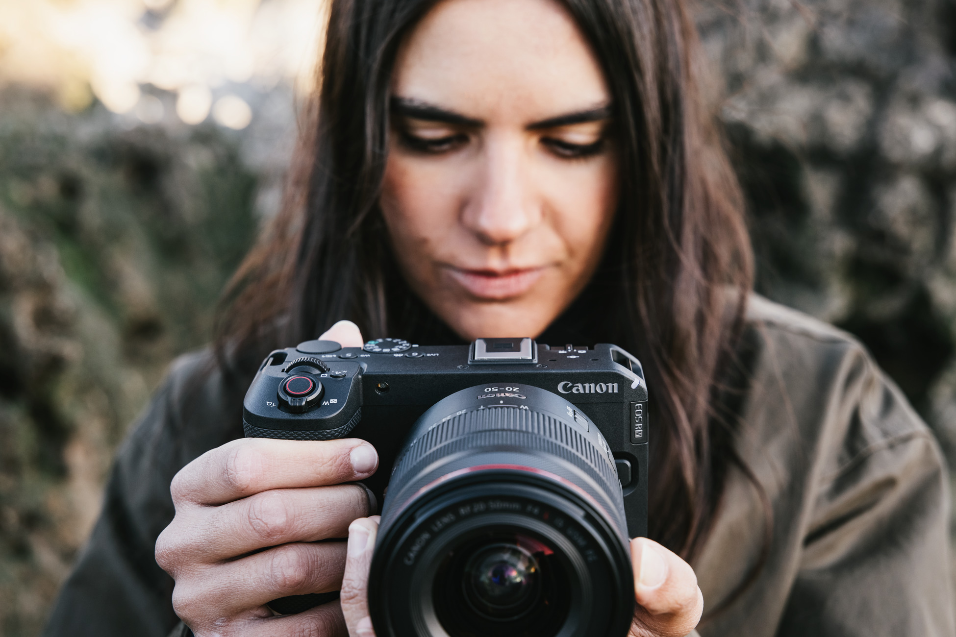 canon eos r6 v