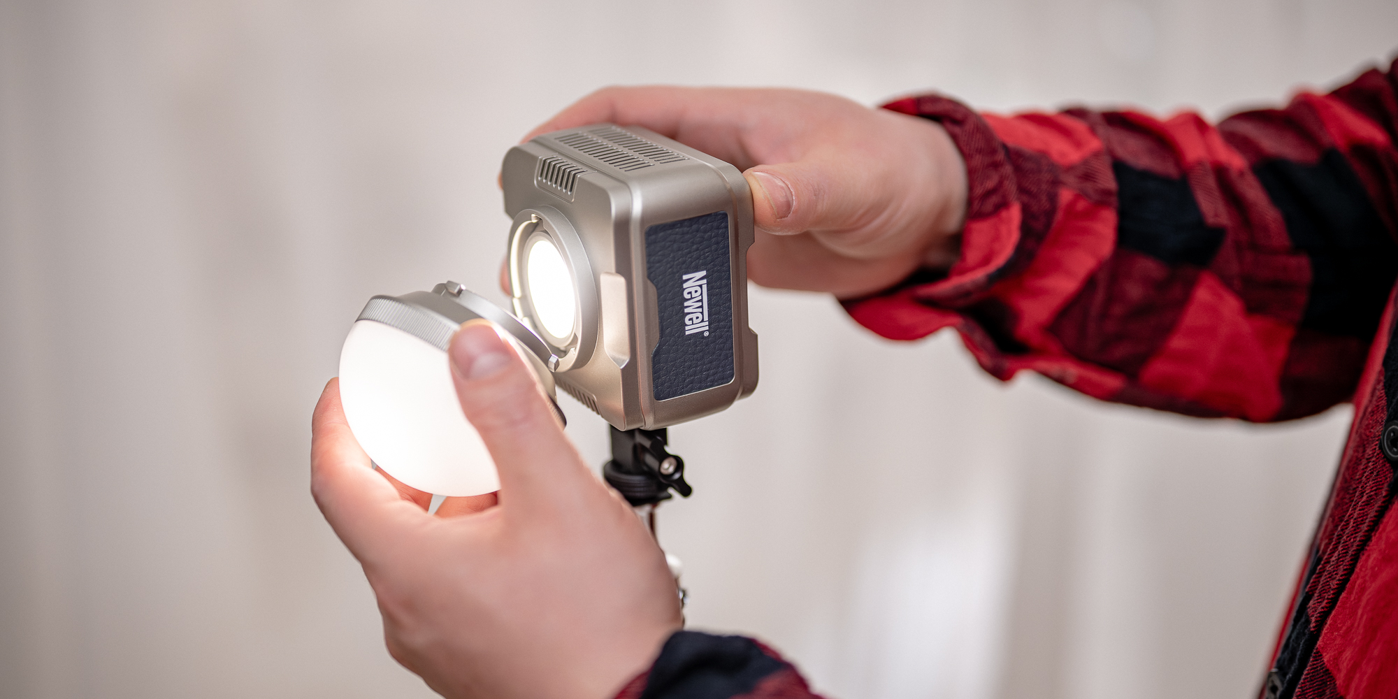 lampa led newell zora mini 40 rgb
