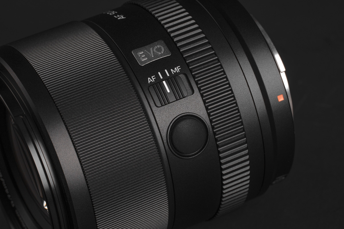 viltrox af 90mm f/2.2 evo