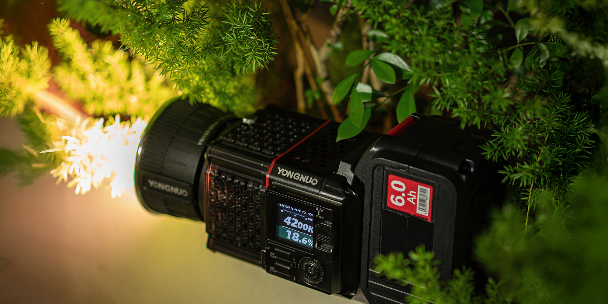 lampa led yongnuo yn150 ultra rgb - wb (2000 k - 10000 k)