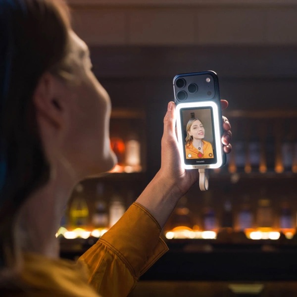 ekran podglądu do telefonu insta360 snap selfie screen z podświetleniem