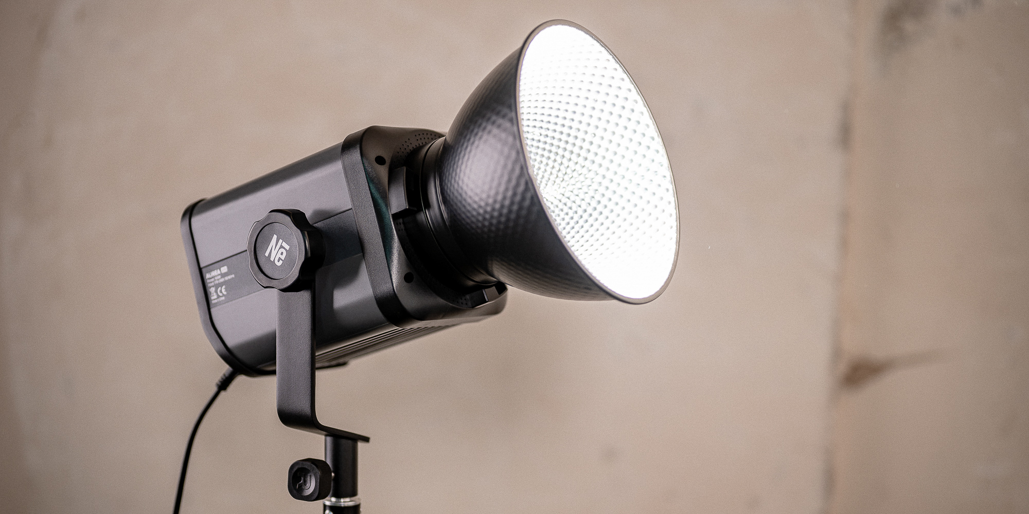lampa led newell aurea 100 wb