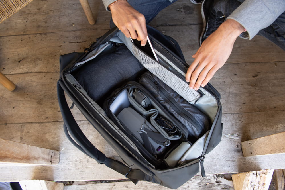 torba_peak_design_travel_duffelpack_65l_black_02