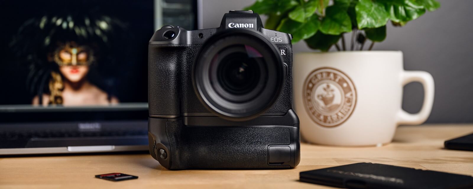 Battery Pack Newell BG-E22 do Canon