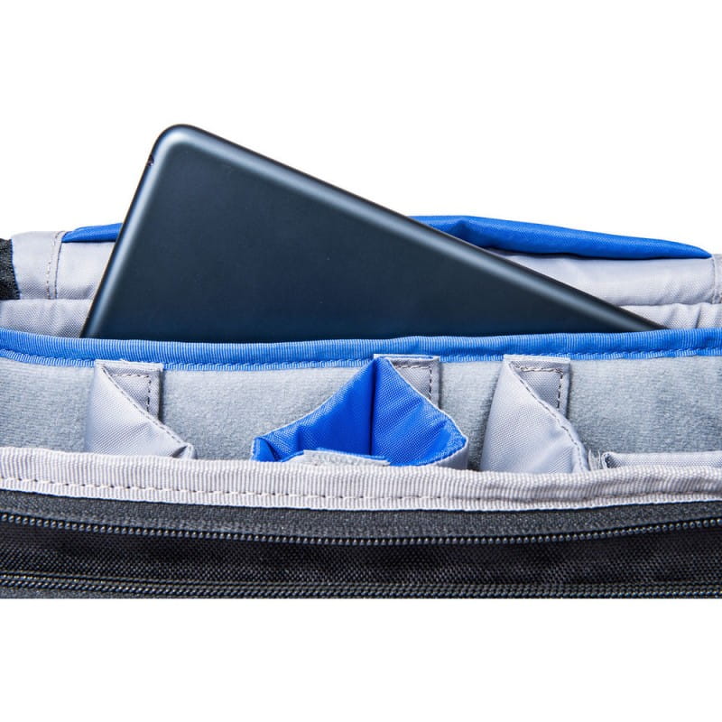 thinktank mirrorless mover 25i deep red