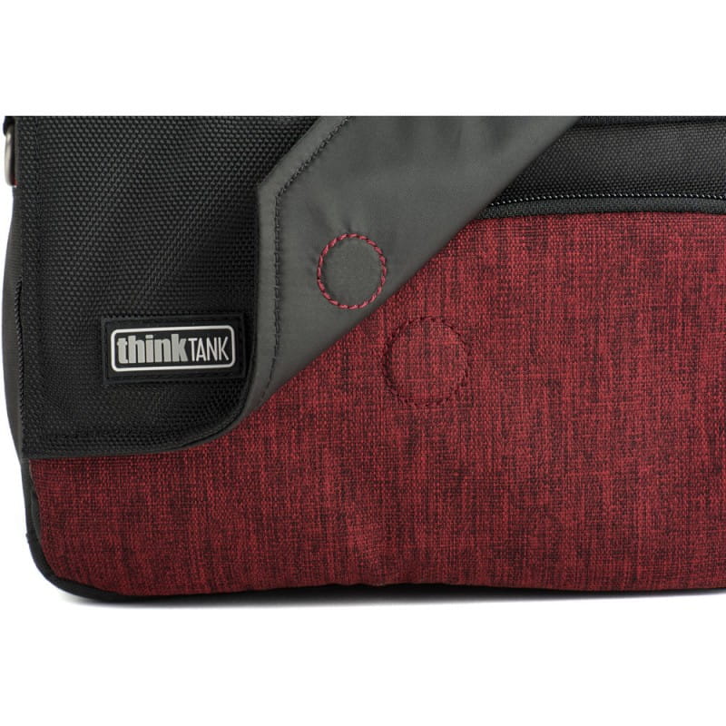 thinktank mirrorless mover 30i deep red