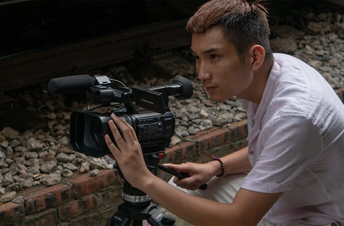 sony hxrnx200