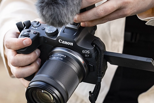 Filmowanie aparatem Canon EOS R7