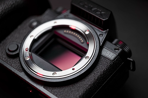 Odkrywanie funkcjonalności aparatu Panasonic LUMIX S5IIX