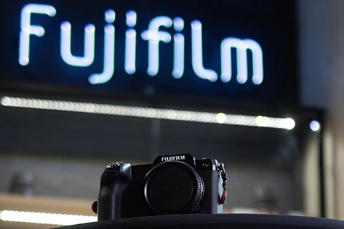Filmowanie Fujifilm GFX 50S II – na co można liczyć?