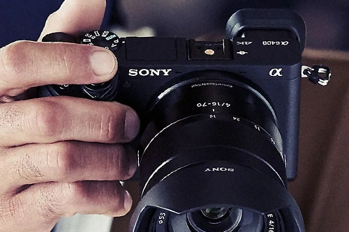 Szybki autofokus w Sony A6400 – korzyści i zastosowanie w fotografii