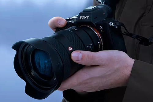 Specyfikacja aparatu Sony A7R IIIa