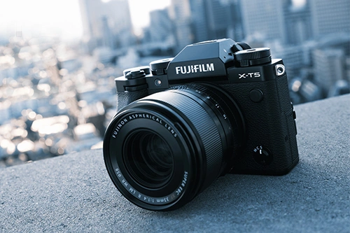 Specyfikacja aparatu Fujifilm X-T5 – najważniejsze parametry