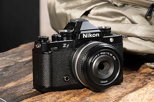 Specyfikacja Nikon Z f – retro design i nowoczesna technologia