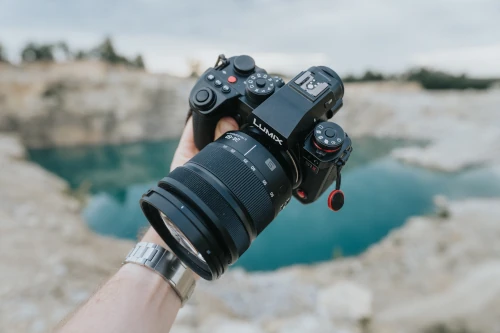 Kitowy obiektyw nie wystarcza? Oto jasne zoomy, które nie kosztują fortuny