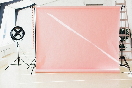 Czego nie może zabraknąć w domowym studiu fotograficznym?